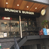 MUNCH'S BURGER SHACK