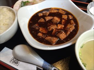 芳醇な香りと刺激がたまらない！恵比寿のランチで人気の本格派麻婆豆腐